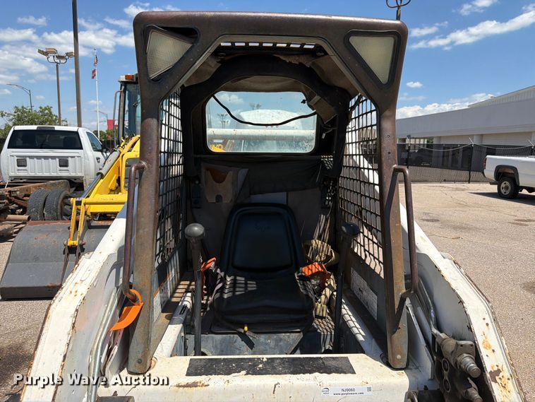 image for item NJ9060 2006 Bobcat S175 skid steer loader