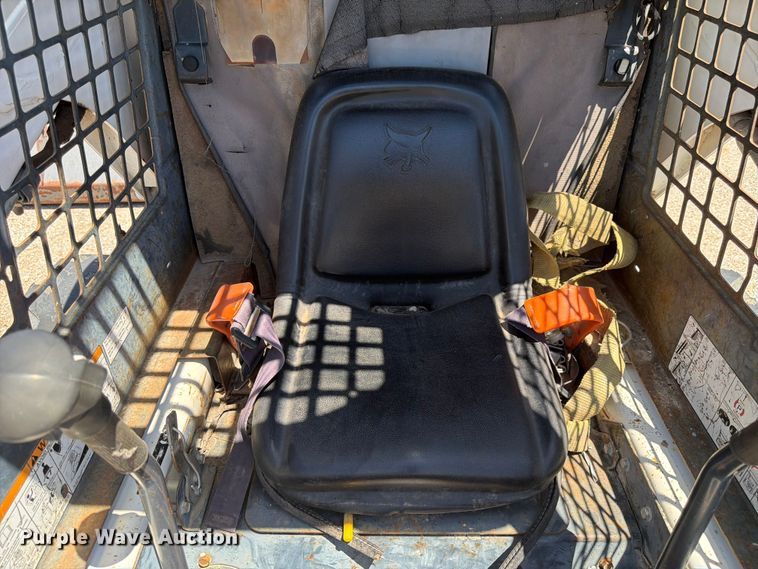 image for item NJ9060 2006 Bobcat S175 skid steer loader