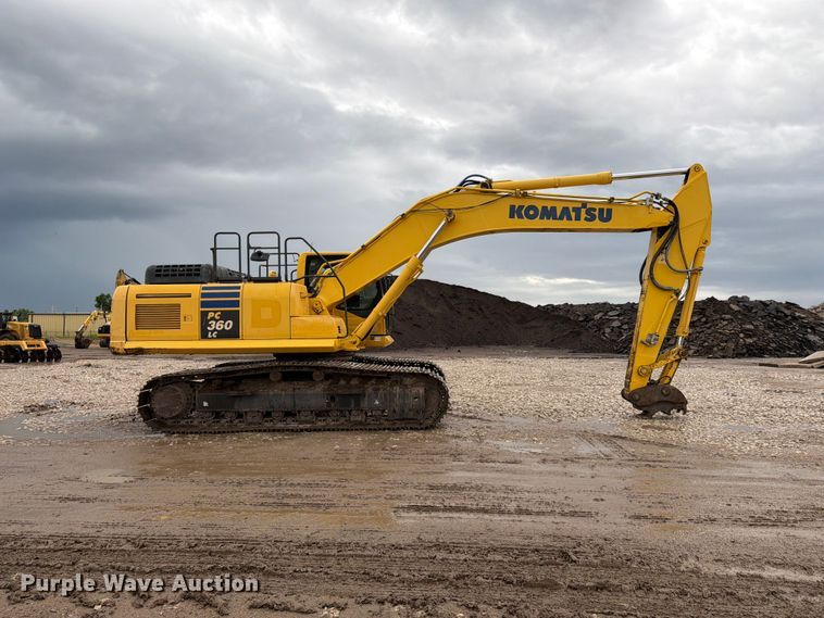 image for item NJ9067 2012 Komatsu PC360LC-10 excavator