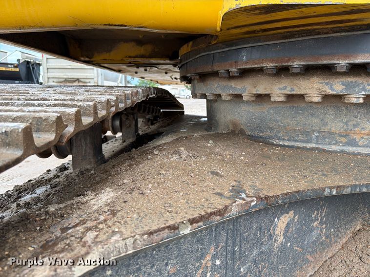 image for item NJ9067 2012 Komatsu PC360LC-10 excavator