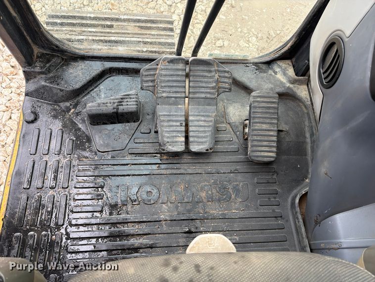 image for item NJ9067 2012 Komatsu PC360LC-10 excavator