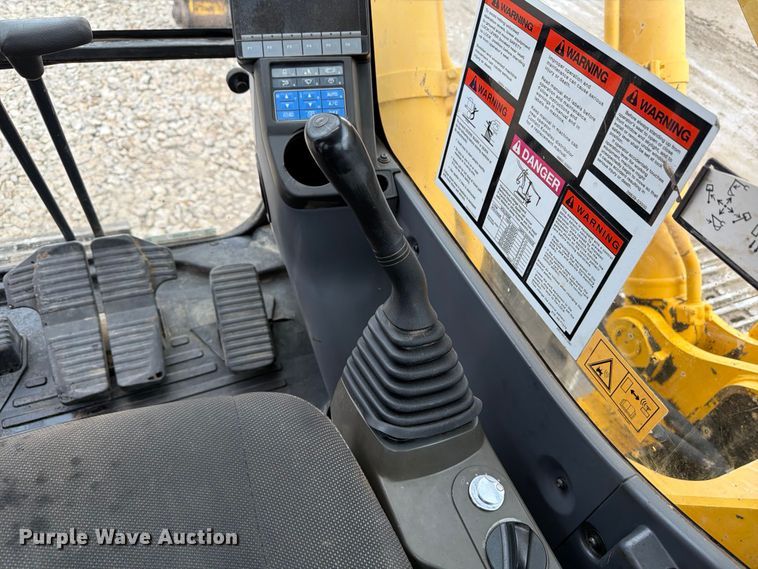 image for item NJ9067 2012 Komatsu PC360LC-10 excavator