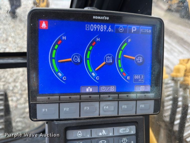 image for item NJ9067 2012 Komatsu PC360LC-10 excavator