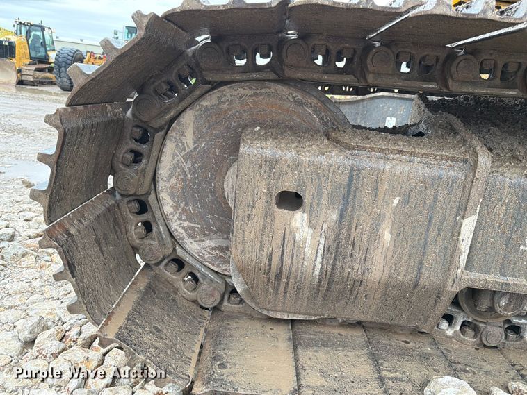 image for item NJ9067 2012 Komatsu PC360LC-10 excavator