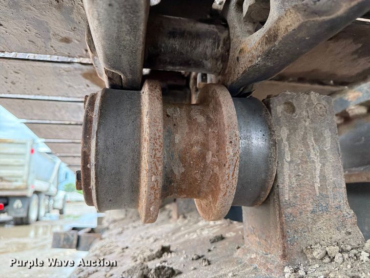 image for item NJ9067 2012 Komatsu PC360LC-10 excavator