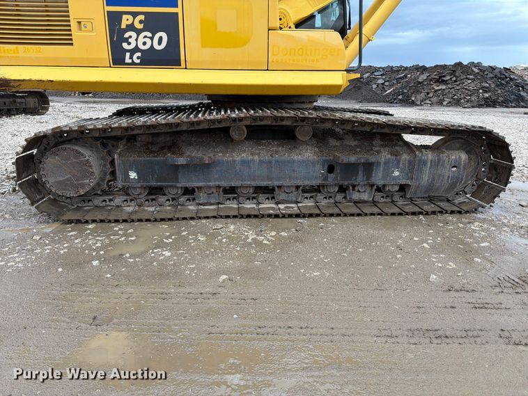 image for item NJ9067 2012 Komatsu PC360LC-10 excavator