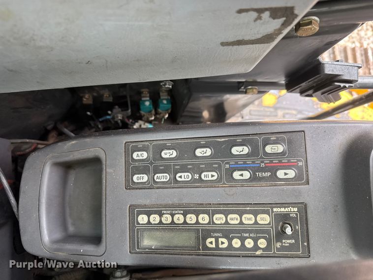 image for item NJ9068 2010 Komatsu PC308USLC-3E0 excavator
