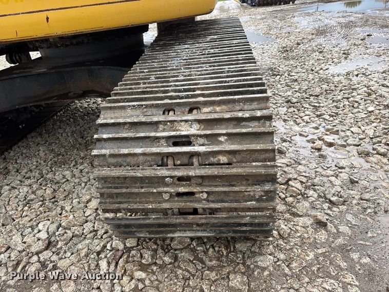image for item NJ9068 2010 Komatsu PC308USLC-3E0 excavator