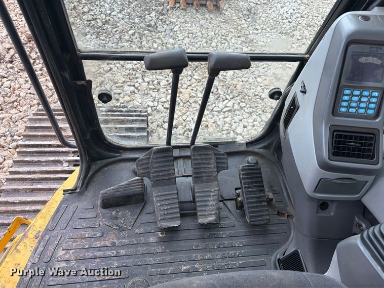 image for item NJ9069 2008 Komatsu PC308USLC-3E0 excavator