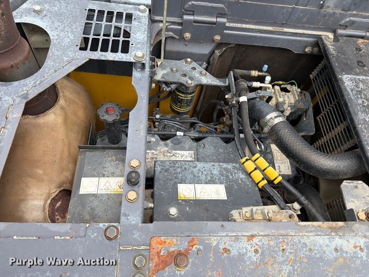 image for item NJ9069 2008 Komatsu PC308USLC-3E0 excavator