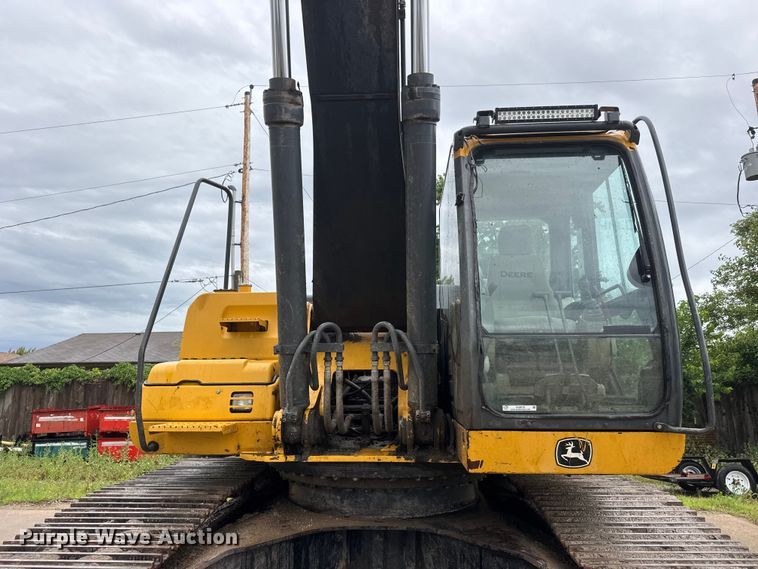 image for item NJ9070 2012 John Deere 350G LC excavator