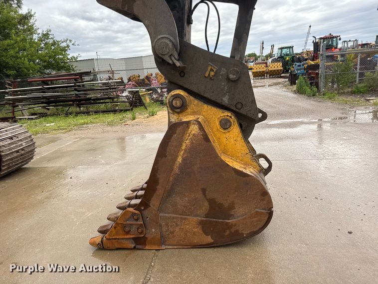 image for item NJ9070 2012 John Deere 350G LC excavator