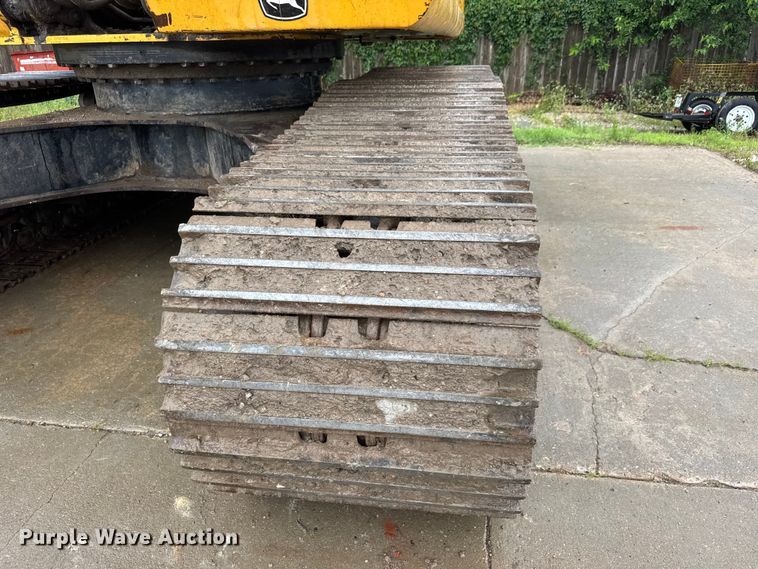 image for item NJ9070 2012 John Deere 350G LC excavator