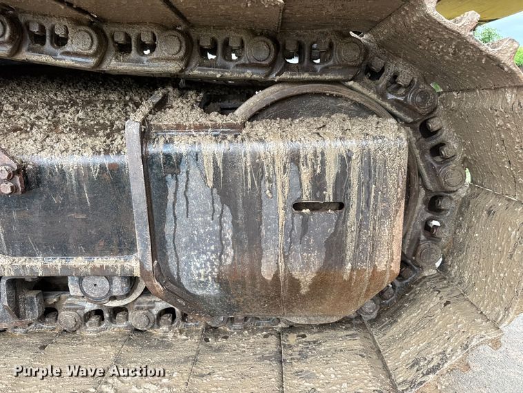 image for item NJ9070 2012 John Deere 350G LC excavator