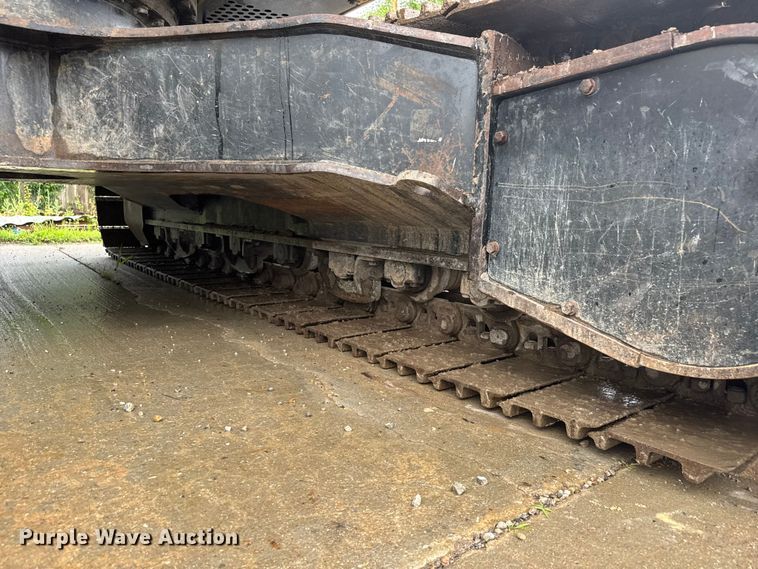 image for item NJ9070 2012 John Deere 350G LC excavator