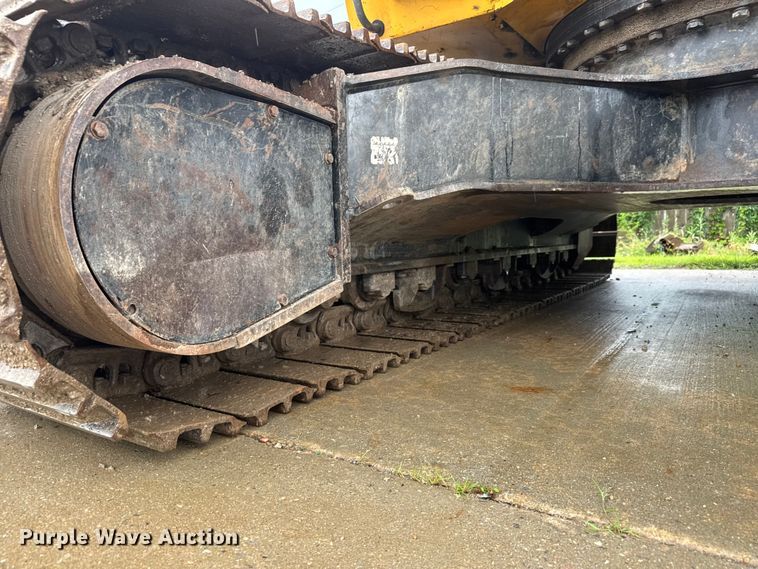 image for item NJ9070 2012 John Deere 350G LC excavator