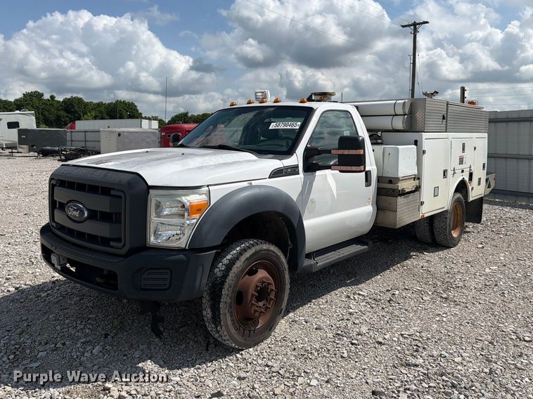 image for item YA2691 2013 Ford F450 Super Duty bucket truck