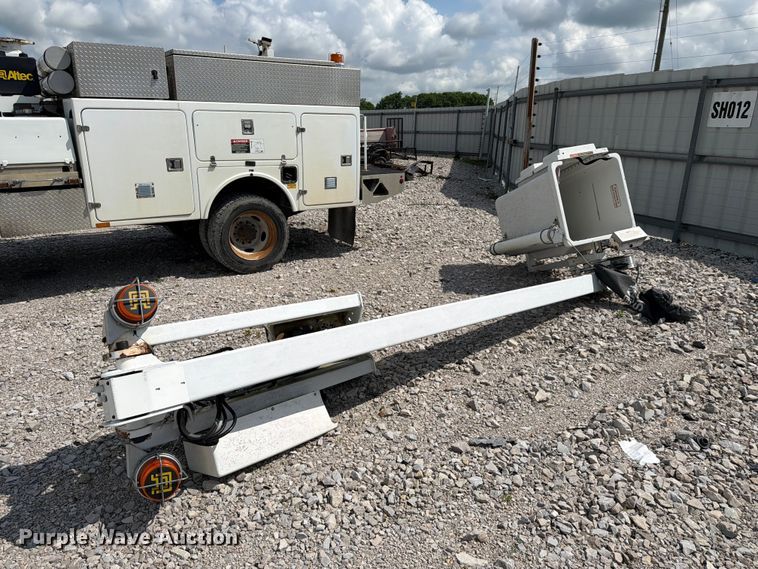 image for item YA2691 2013 Ford F450 Super Duty bucket truck