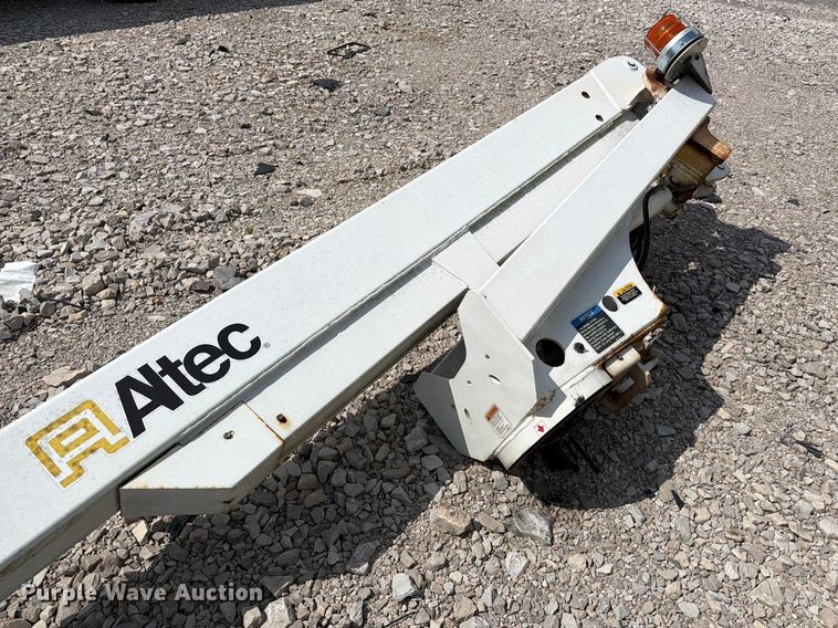 image for item YA2691 2013 Ford F450 Super Duty bucket truck