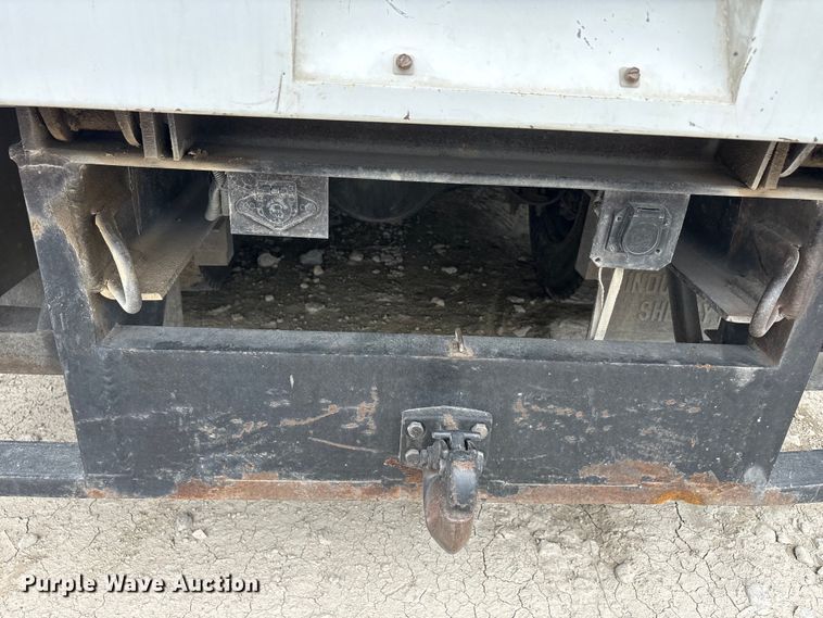 image for item YA2815 2015 Ford F650 Super Duty chipper truck