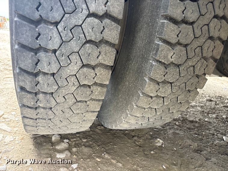image for item YA2815 2015 Ford F650 Super Duty chipper truck