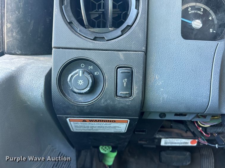 image for item YA2822 2015 Ford F750 Super Duty forestry bucket truck