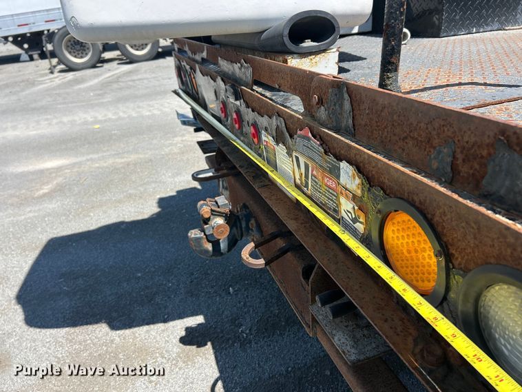 image for item YA2832 2016 Ford F550 Super Duty bucket truck