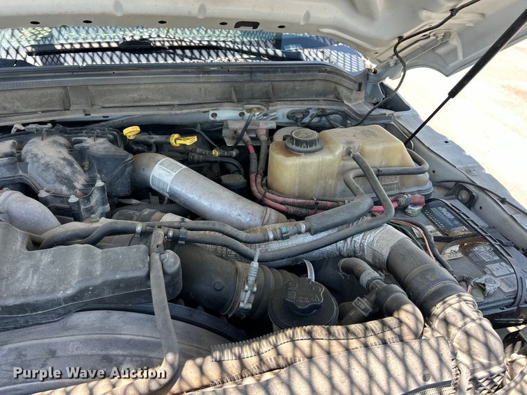 image for item YA2832 2016 Ford F550 Super Duty bucket truck