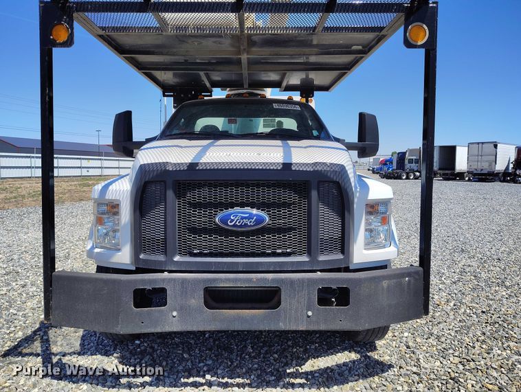 image for item YA2834 2017 Ford F750 Super Duty forestry bucket truck