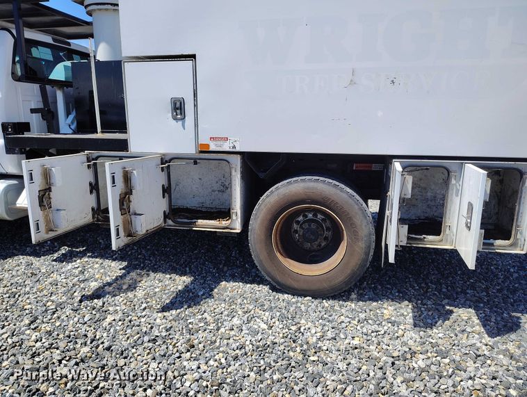 image for item YA2834 2017 Ford F750 Super Duty forestry bucket truck
