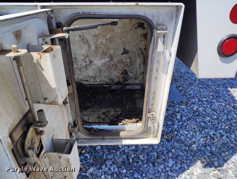 image for item YA2834 2017 Ford F750 Super Duty forestry bucket truck