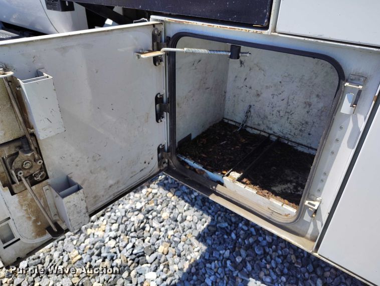 image for item YA2834 2017 Ford F750 Super Duty forestry bucket truck