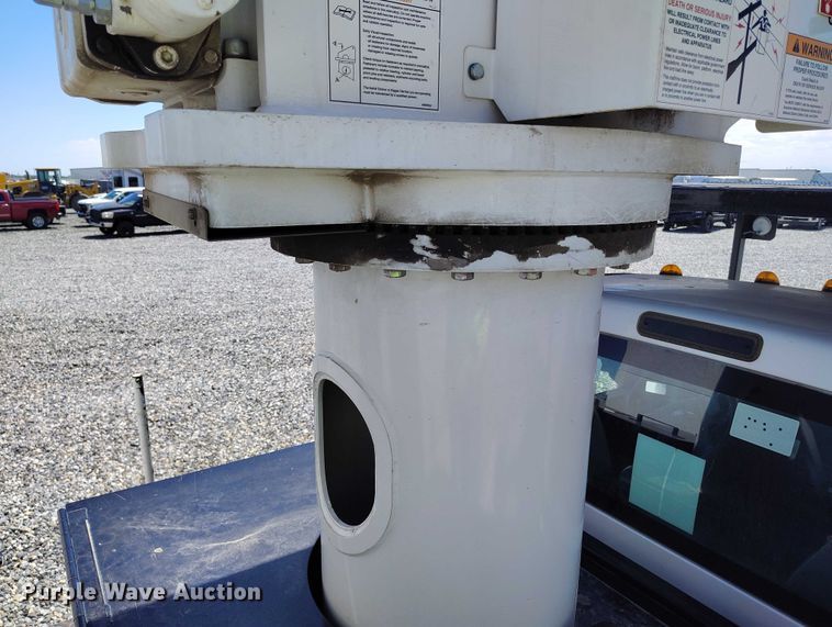 image for item YA2834 2017 Ford F750 Super Duty forestry bucket truck