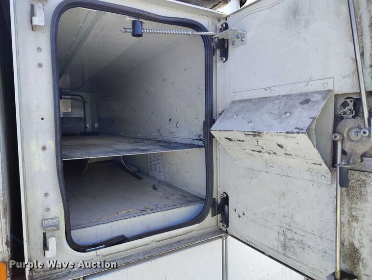 image for item YA2835 2017 Ford F750 Super Duty forestry bucket truck