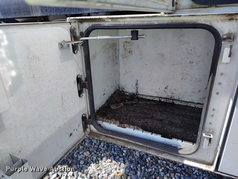 image for item YA2835 2017 Ford F750 Super Duty forestry bucket truck