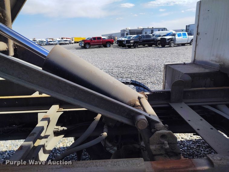 image for item YA2835 2017 Ford F750 Super Duty forestry bucket truck