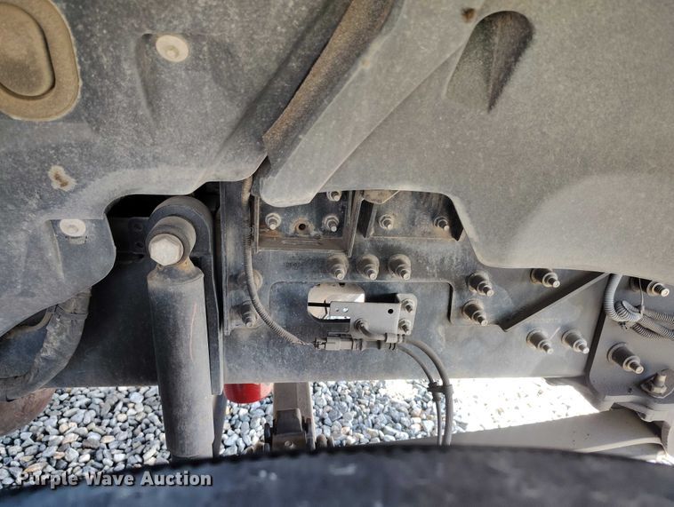image for item YA2835 2017 Ford F750 Super Duty forestry bucket truck