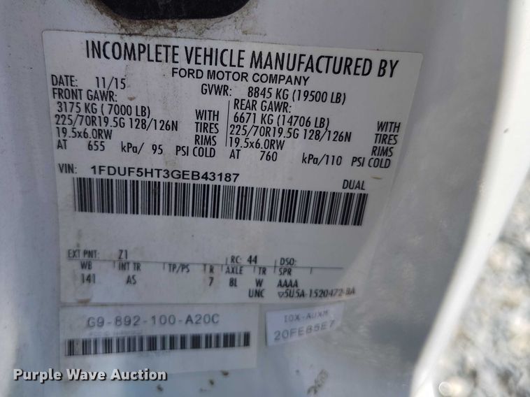 image for item YA2837 2016 Ford F550 Super Duty bucket truck