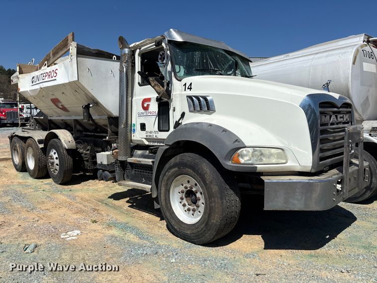 image for item YA2956 2020 Mack Granite volumetric concrete mixer truck