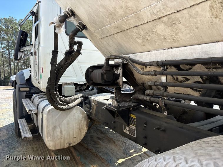 image for item YA2956 2020 Mack Granite volumetric concrete mixer truck