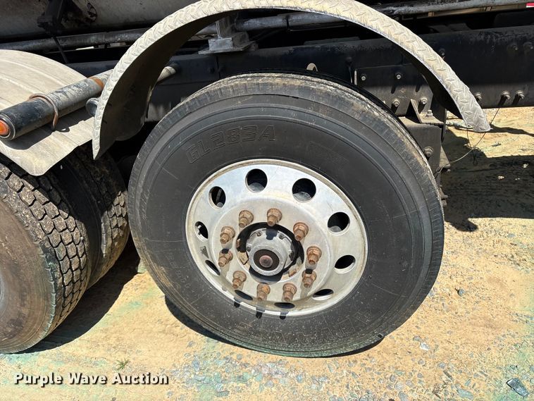 image for item YA2956 2020 Mack Granite volumetric concrete mixer truck