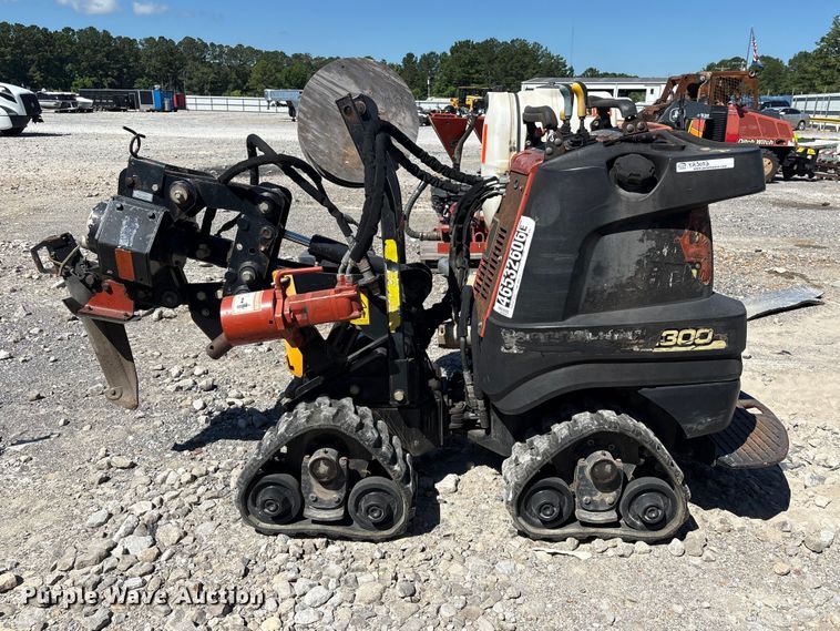 image for item YA3052 2015 Ditch Witch R300 cable plow