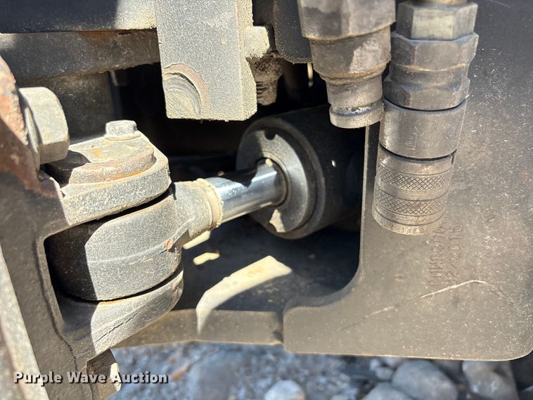 image for item YA3052 2015 Ditch Witch R300 cable plow