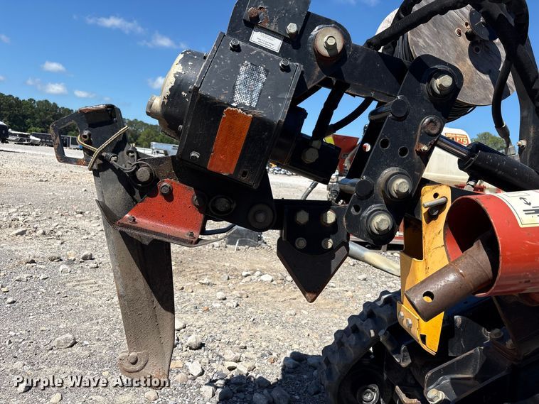 image for item YA3052 2015 Ditch Witch R300 cable plow