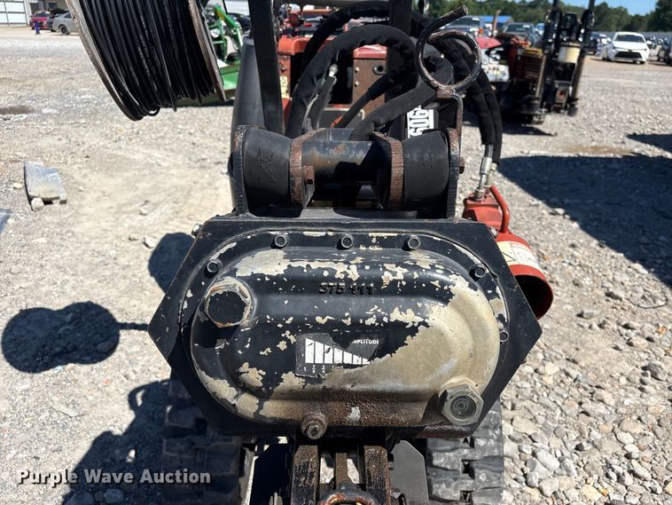 image for item YA3052 2015 Ditch Witch R300 cable plow