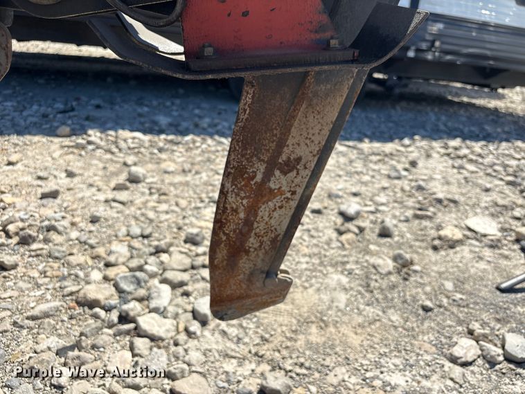 image for item YA3052 2015 Ditch Witch R300 cable plow