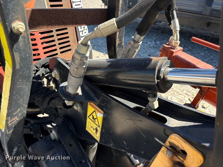 image for item YA3052 2015 Ditch Witch R300 cable plow