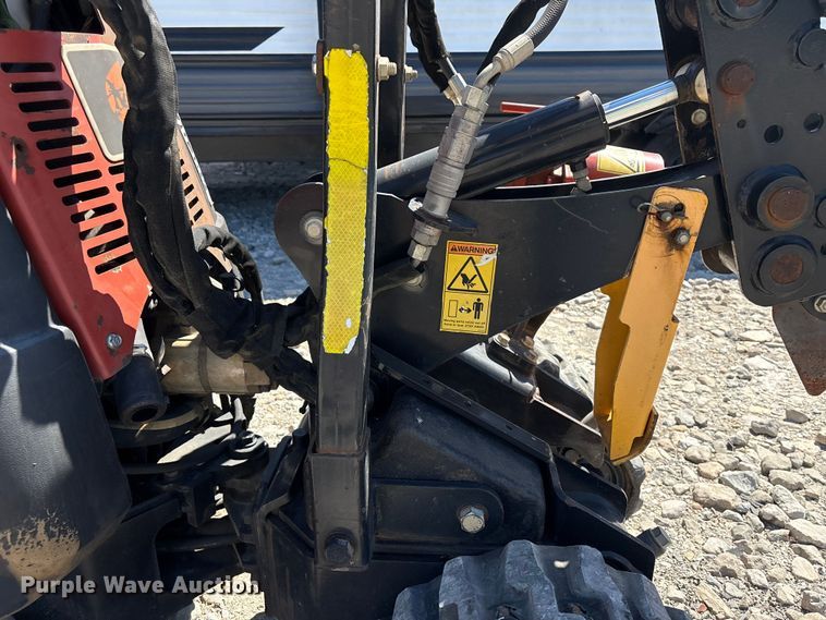 image for item YA3052 2015 Ditch Witch R300 cable plow
