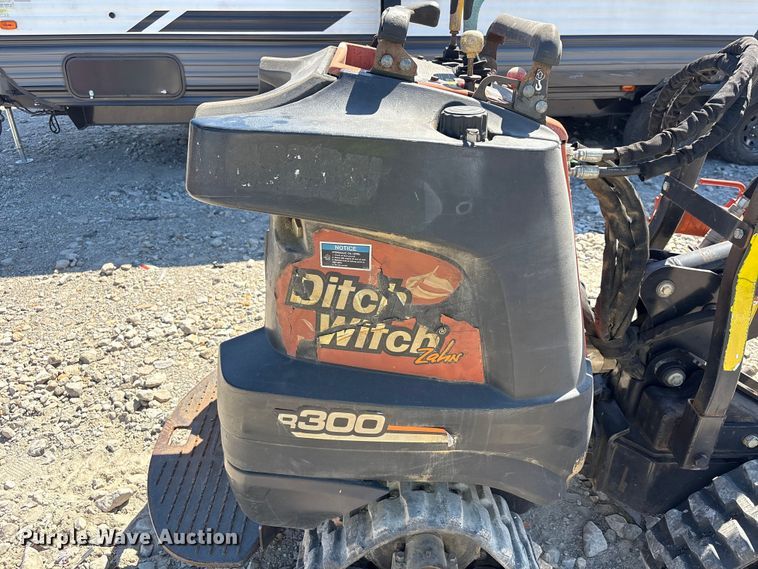 image for item YA3052 2015 Ditch Witch R300 cable plow