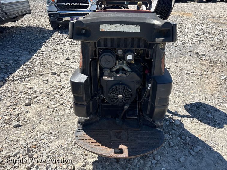 image for item YA3052 2015 Ditch Witch R300 cable plow